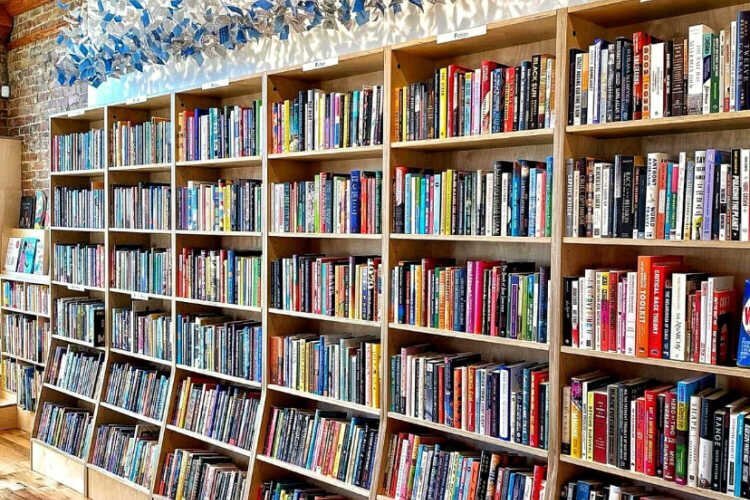 Downbound Books, Northside