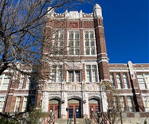 Historic Hoffman School in Evanston is threatened. 