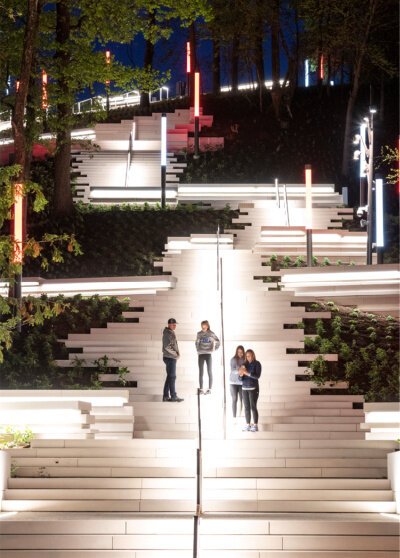 Cincinnati Art Museum Art Climb at night. Photography emersion DESIGN.