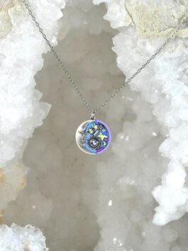 Handmade jewelry at iluvthatstore.com