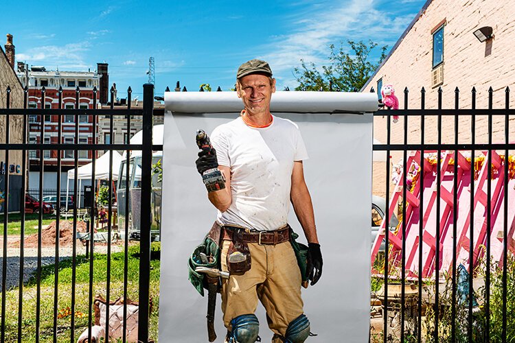 Mark DeJong is well known for his "swing house."