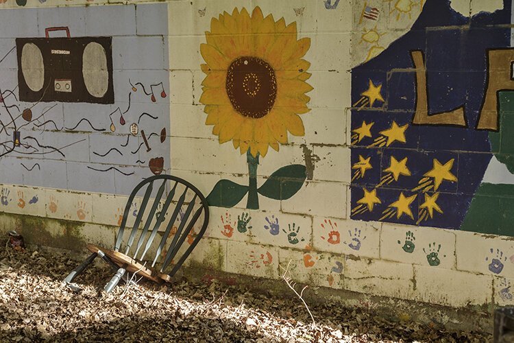 When prisoners reenter society, it's often difficult for them to break old habits.