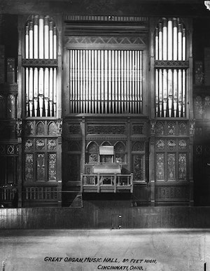 Music Hall's "great organ" measured 60 feet in height. (Photo: SPMH)
