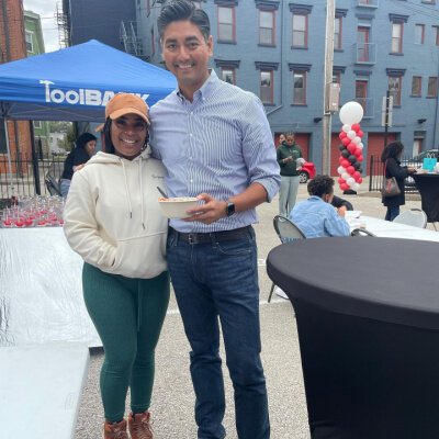 Saturday Morning Vibes co-founder, Arielle Nelson with Mayor Pureval.