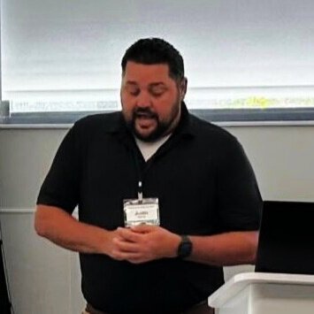 Justin Nance presenting at the Hygienist Inspired gathering.